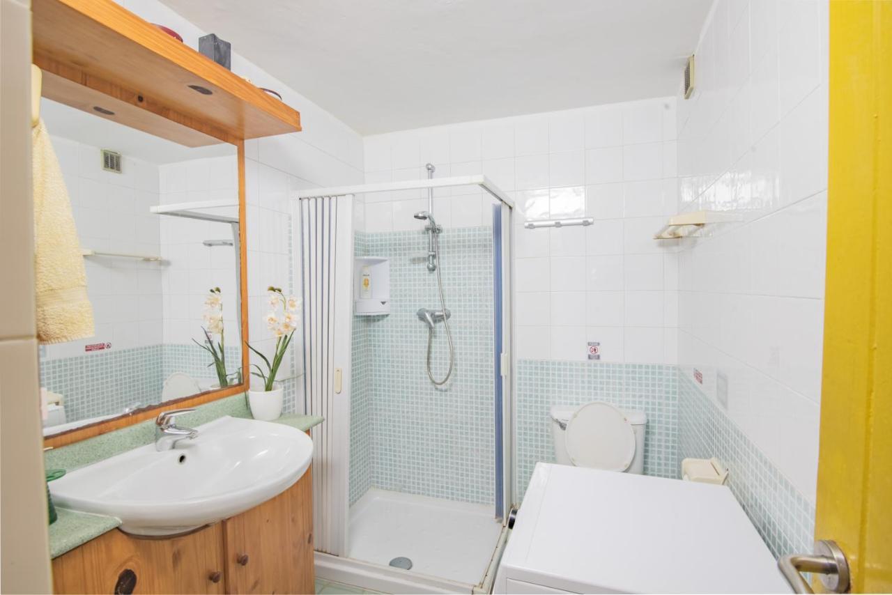 Central Villa Flatlet With Pool - Free Parking And Wifi Lija Exterior photo