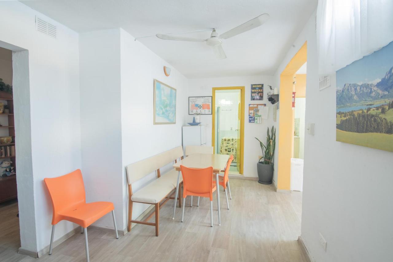 Central Villa Flatlet With Pool - Free Parking And Wifi Lija Exterior photo